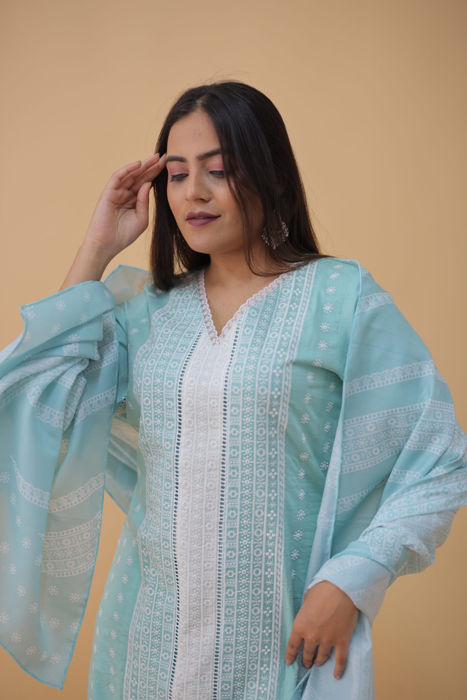 Blue & White Exquisite Cotton Cambric & Maslin Digital Print Kurti Set - Image 3